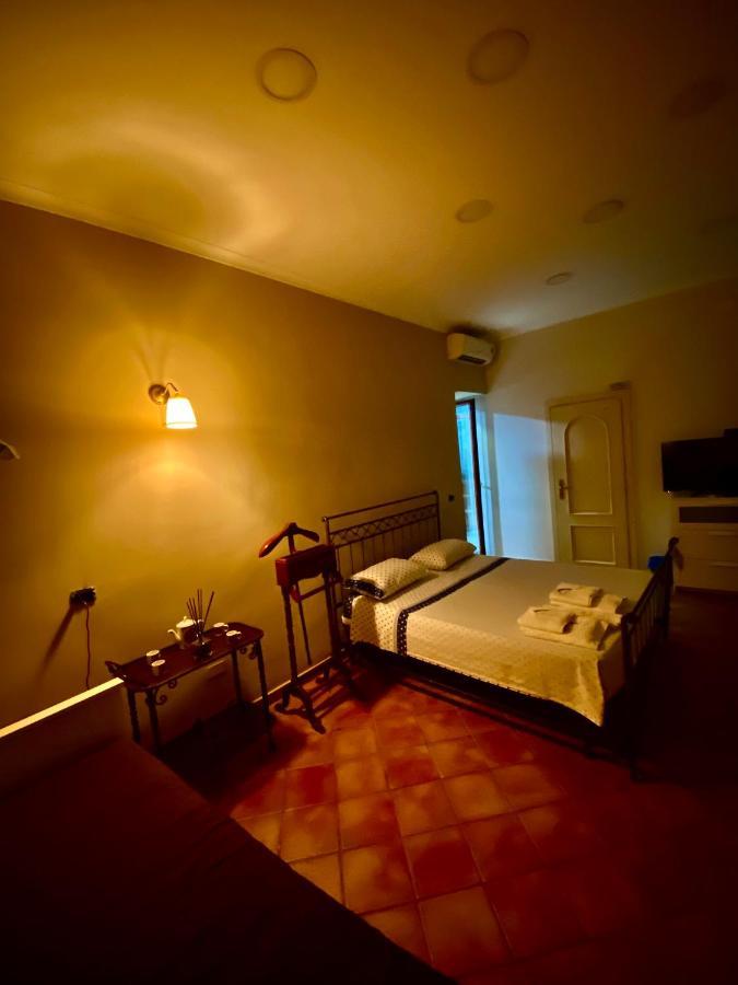 Bed and Breakfast Casa Di Nonna Mia Neapel Exterior foto